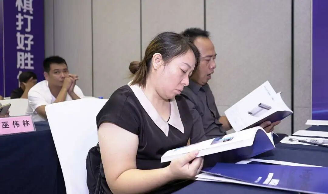 1758069680833305.jpg 6.jpg